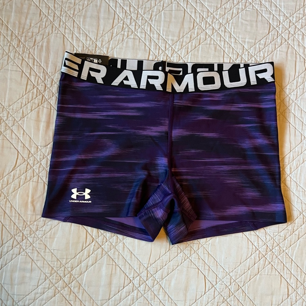 Under Armour Compression Mid Rise Shorty, Purple,  Size Large (NWT)